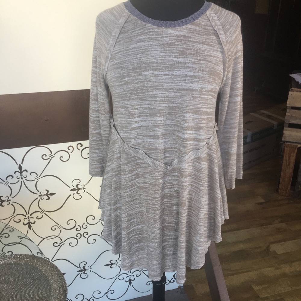 Women's Taupe Heathered Peplum Tunic Top